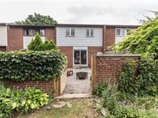 2108 Lakeshore Rd W