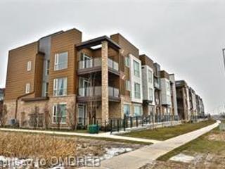 4-308 - 2393 Bronte Rd W