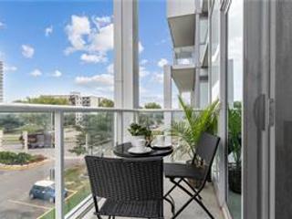 303 - 55 Speers Road Rd