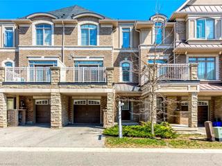 12 - 2435 Greenwich Dr