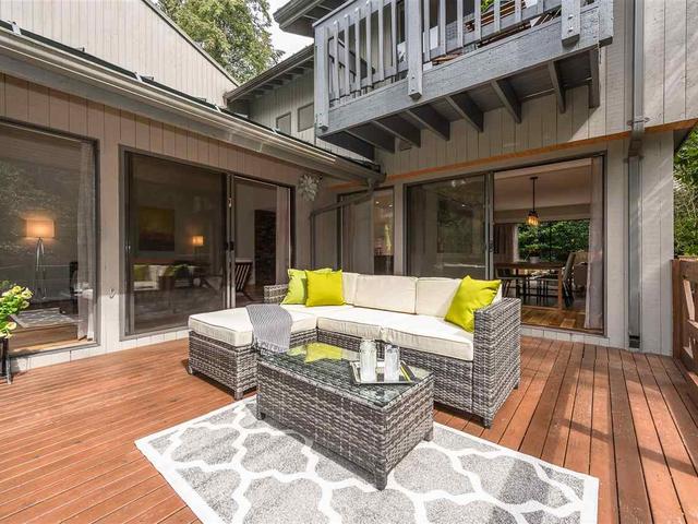 2871 CAPILANO ROAD