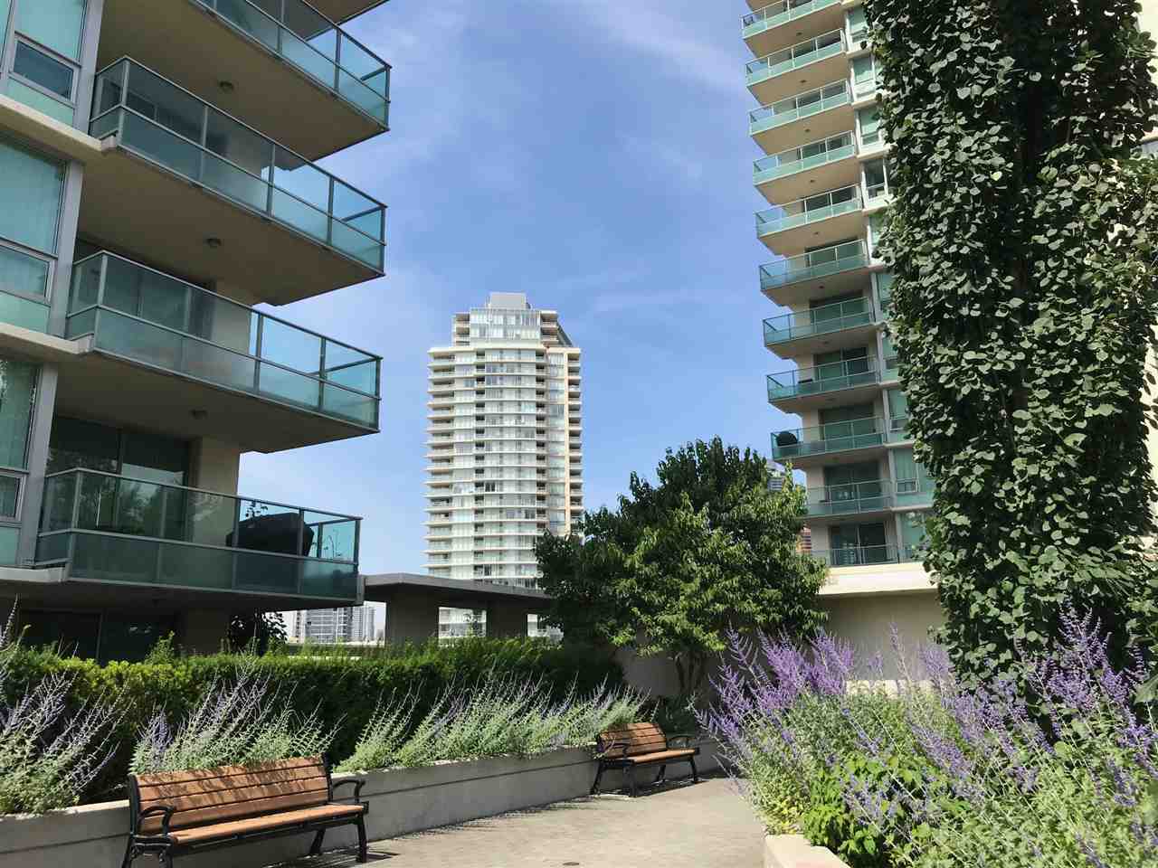 403 2232 DOUGLAS ROAD, Burnaby Terminated, R2386502 Condos.ca