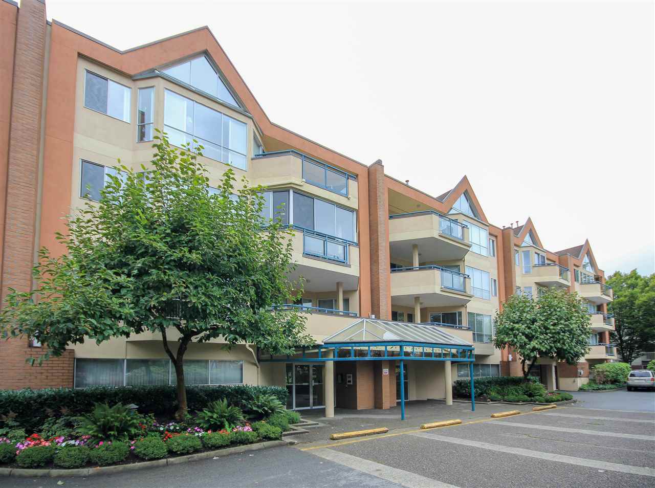 103 8600 LANSDOWNE ROAD, Richmond Sold, R2405502 Condos.ca