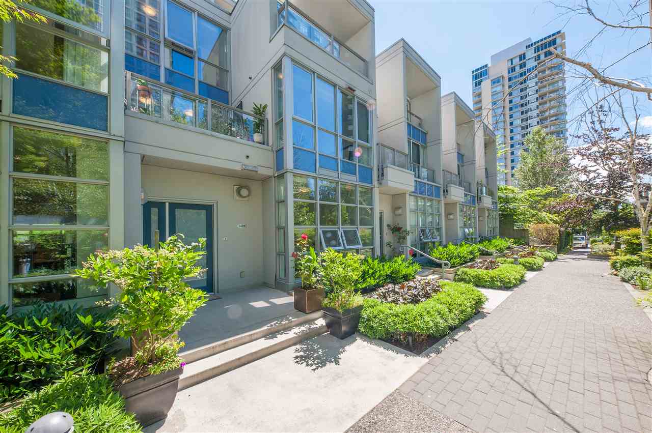 1420 STRATHMORE MEWS, Vancouver Terminated, R2410896 Condos.ca