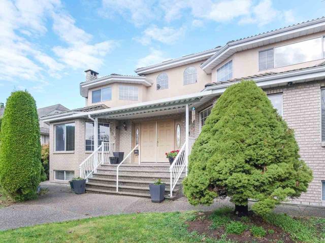 585 E 52ND AVENUE