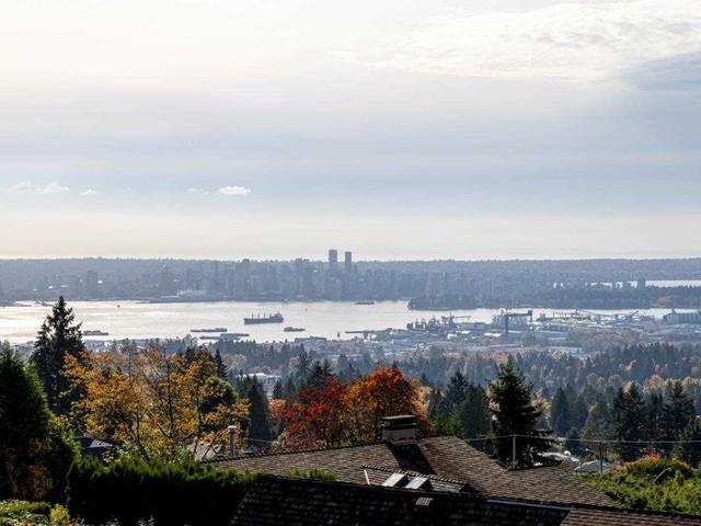 3897 ST. PAULS AVENUE