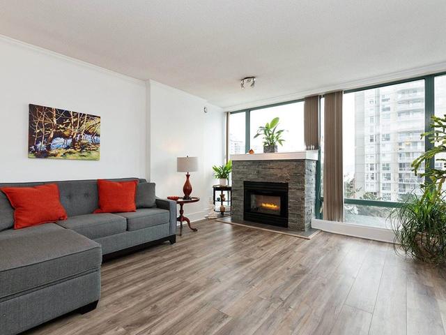 602 - 8 LAGUNA COURT