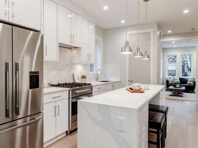 1742 KITCHENER STREET