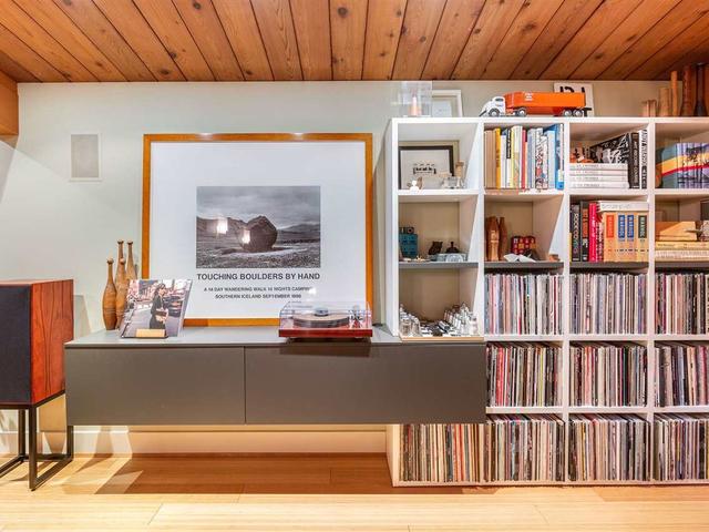 4448 SKYLINE DRIVE