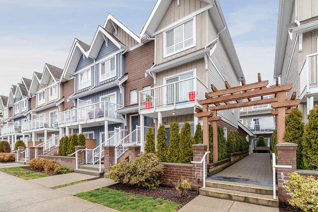 508 1661 FRASER AVENUE, Port Coquitlam Sold, R2447769 Condos.ca