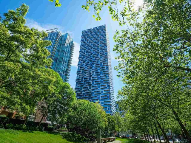 2102 - 1480 HOWE STREET