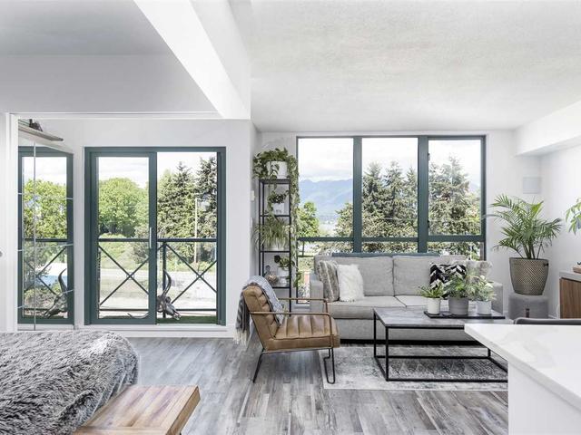 404 - 55 ALEXANDER STREET