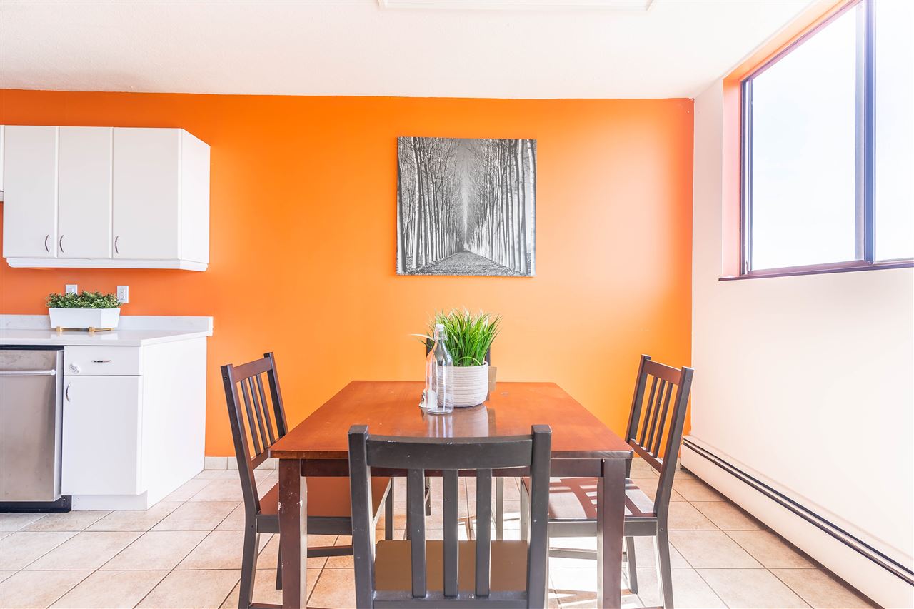 502 320 ROYAL AVENUE, New Westminster Terminated, R2475058 Condos.ca