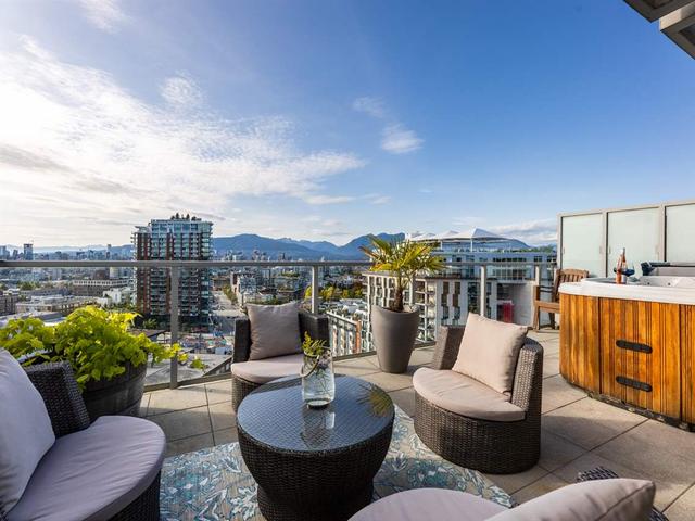 PH 1203 - 2770 SOPHIA STREET