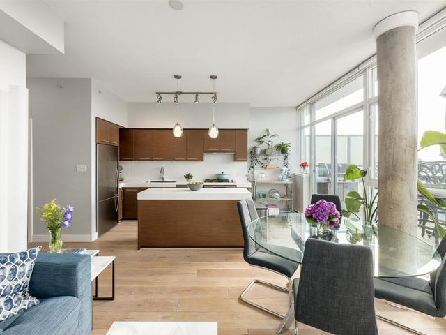 PH 1203 - 2770 SOPHIA STREET