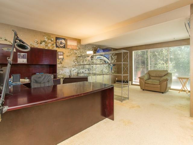 6242 KITCHENER STREET