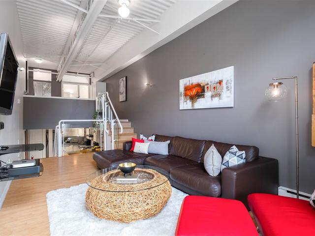 U9 - 238 E 10TH AVENUE