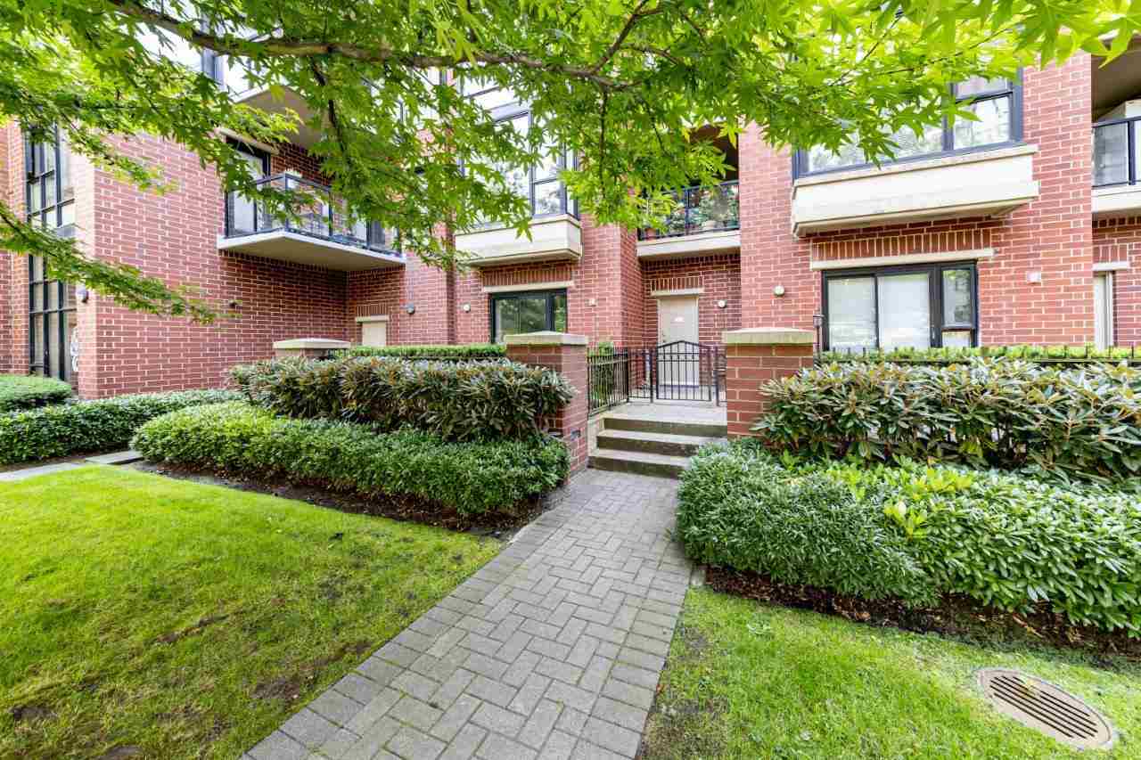 1 11 E ROYAL AVENUE, New Westminster For Sale 859,900 Condos.ca