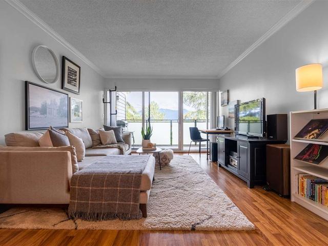 402 - 1066 E 8TH AVENUE