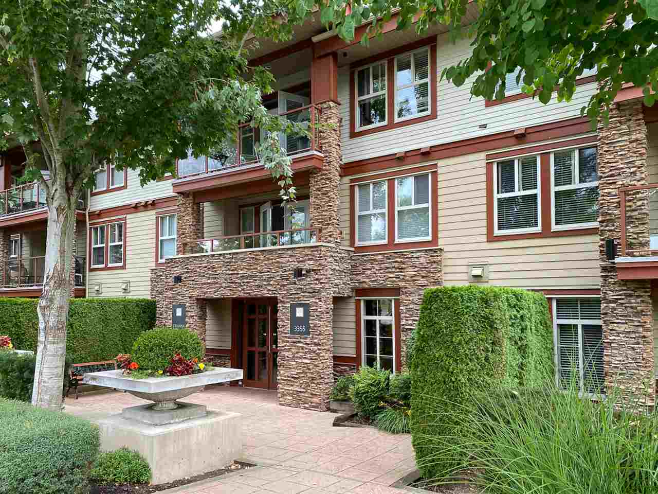 210 3355 ROSEMARY HEIGHTS DRIVE, Surrey Sold, R2490514 Condos.ca