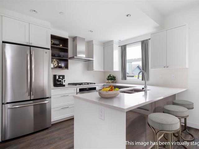 22 - 856 ORWELL STREET