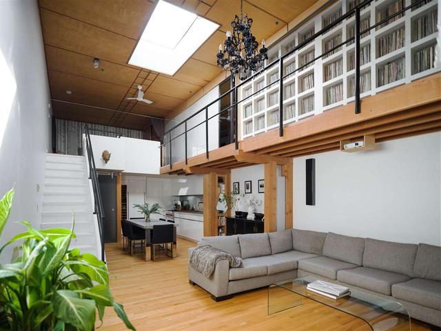 3 - 1227 E 7TH AVENUE