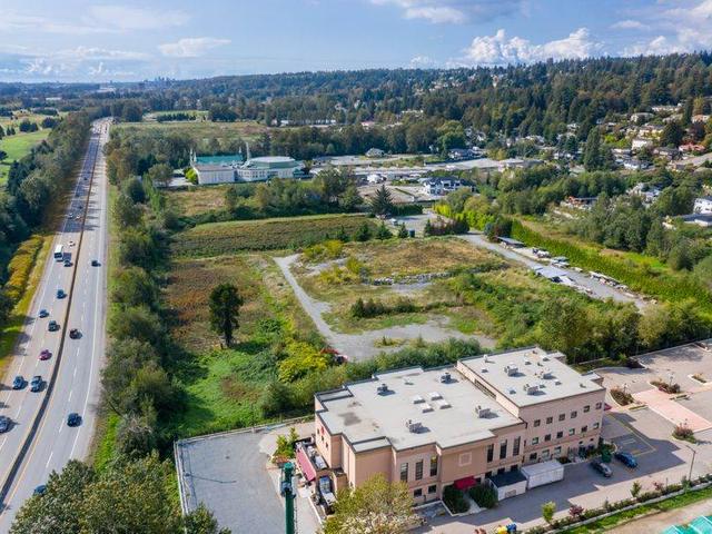 8708 ROYAL OAK AVENUE