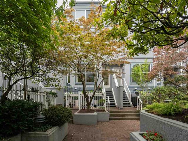 11 - 877 W 7TH AVENUE