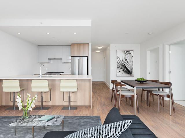 1107 - 258 NELSON'S COURT