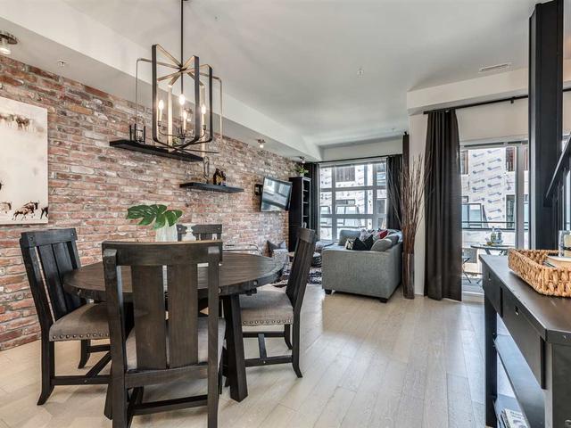 328 - 95 MOODY STREET