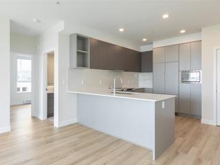 221 - 1892 STARLING DRIVE