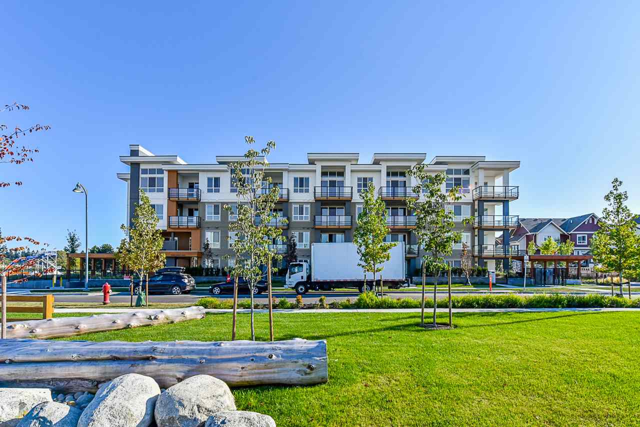 126 4690 HAWK LANE, Tsawwassen Sold, R2524129 Condos.ca