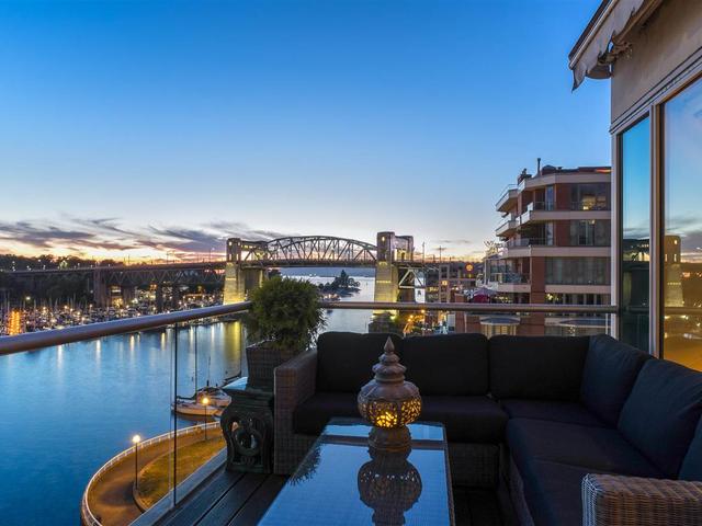 805 - 1600 HORNBY STREET