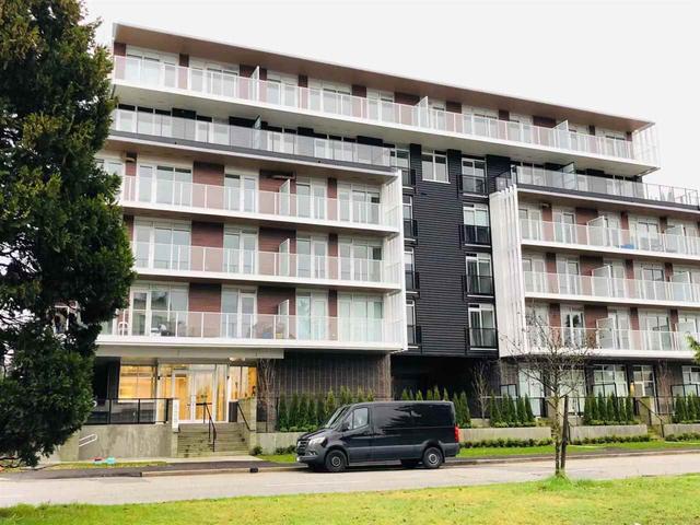 305 - 528 W KING EDWARD AVENUE