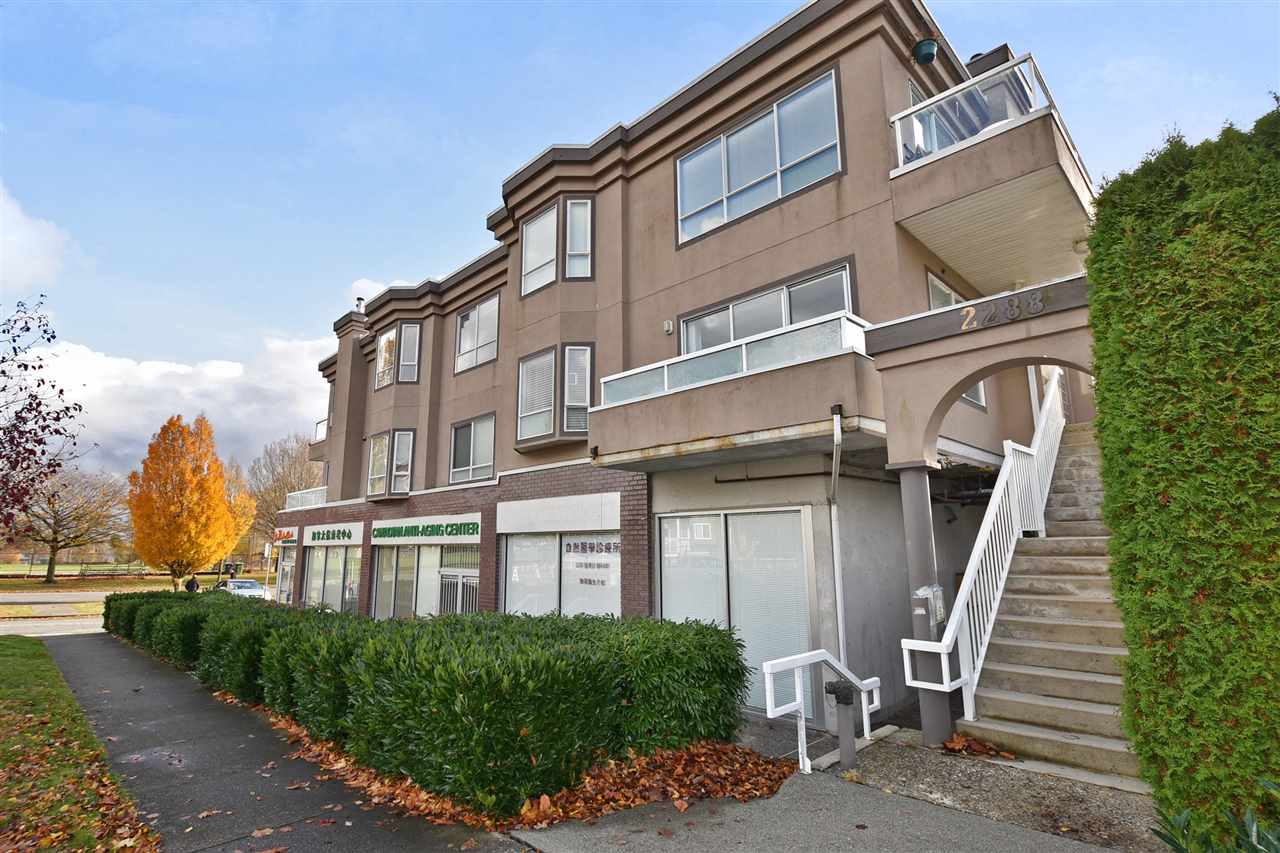 201 2288 NEWPORT AVENUE, Vancouver Terminated, R2526885 Condos.ca