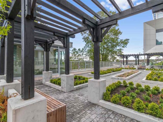 4006 - 1888 GILMORE AVENUE