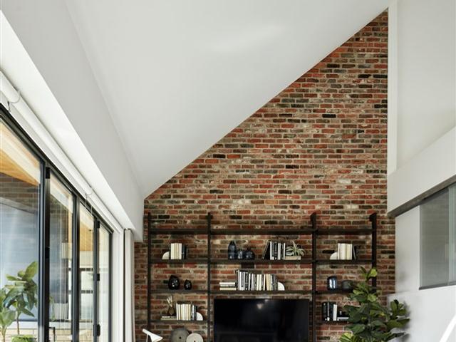 417 - 300 SALTER STREET