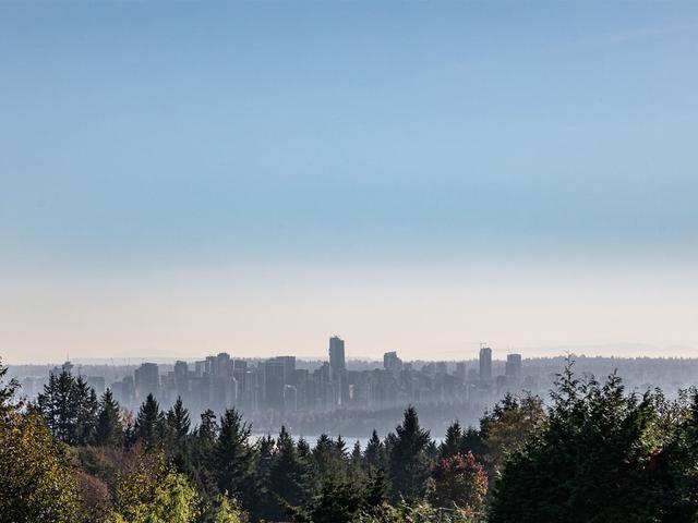 660 KING GEORGES WAY