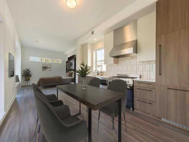 2 - 6939 CAMBIE STREET