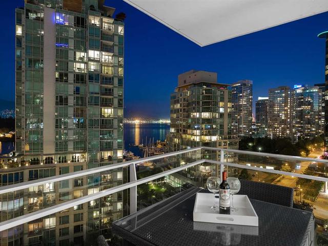 1202 - 1499 W PENDER STREET