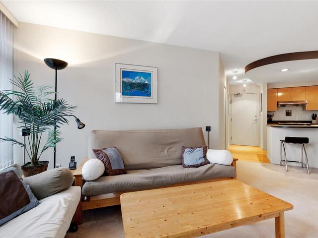 1809 - 1009 EXPO BOULEVARD