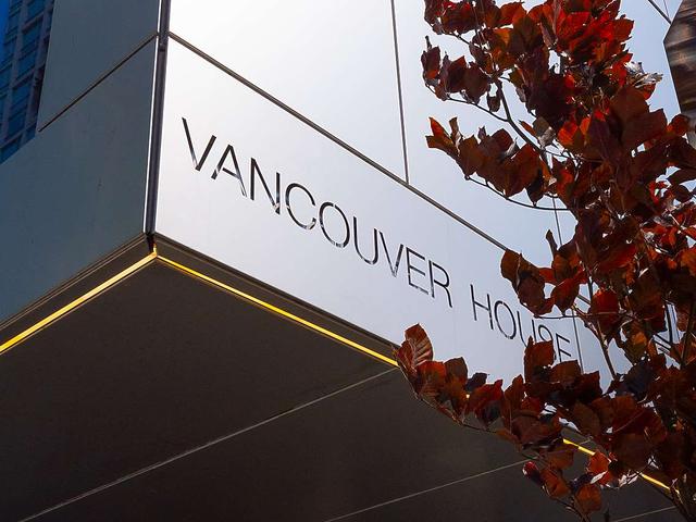 3703 - 1480 HOWE STREET