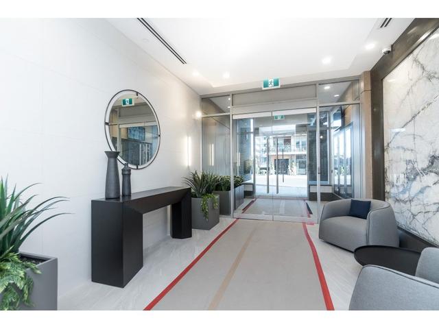 810 - 1441 JOHNSTON ROAD