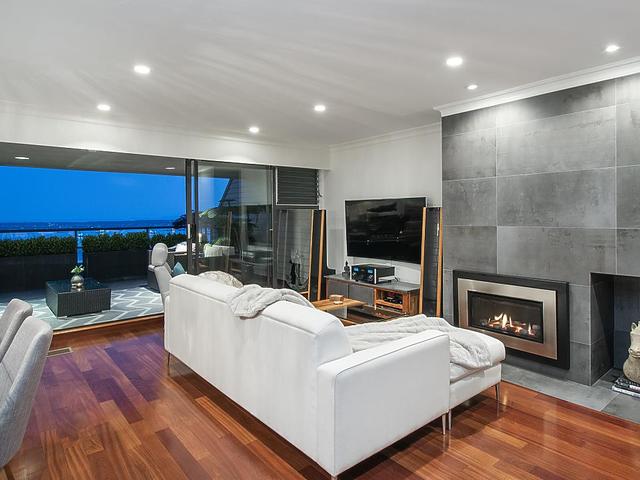 28 - 2250 FOLKESTONE WAY
