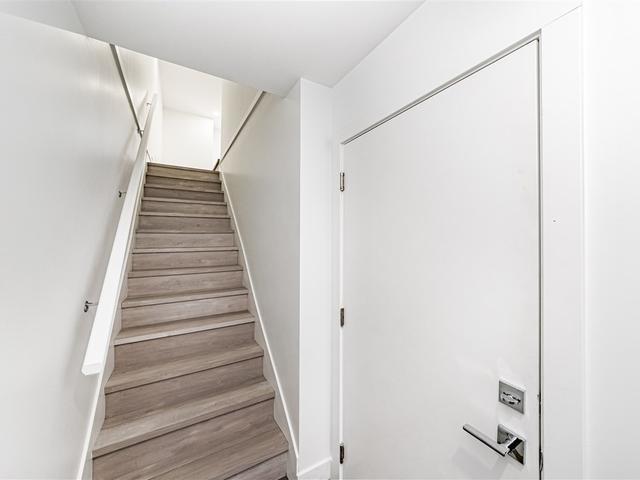 15 - 19760 55AVE AVENUE