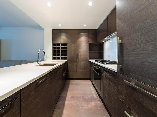 518 - 5955 BIRNEY AVENUE