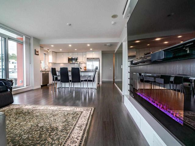 705 - 3281 E KENT AVENUE NORTH