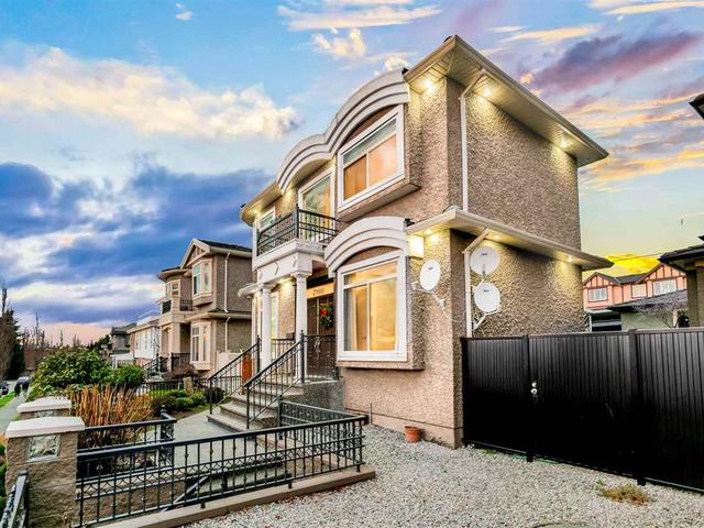 7860 JASPER CRESCENT