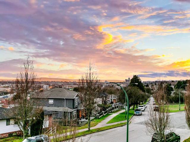 7860 JASPER CRESCENT