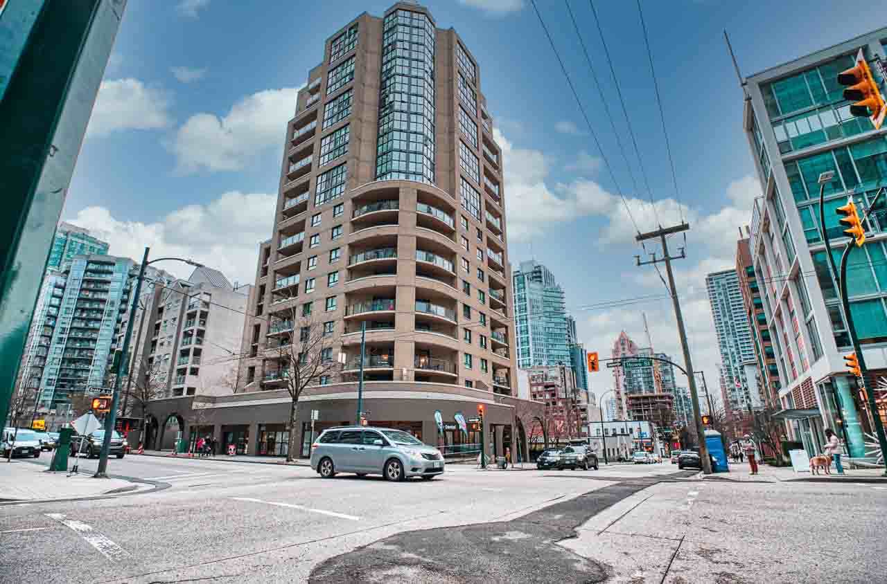 207 789 DRAKE STREET, Vancouver Sold, R2529340 Condos.ca